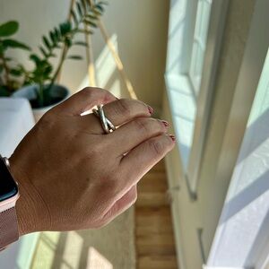 Tiffany and Co. Paloma Picasso Crossover Ring Vintage size 6 sterling silver